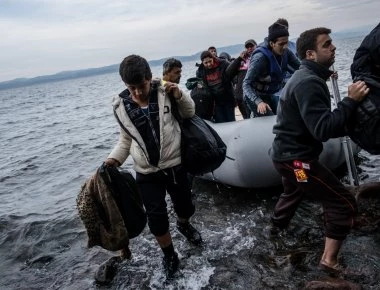 Μαζικές μεταφορές στις ελληνικές ακτές παράνομων μεταναστών: Από τη νότια Κρήτη μέχρι τη Λέσβο